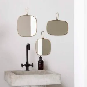 Miroir avec cadre en laiton doré antique Meraki