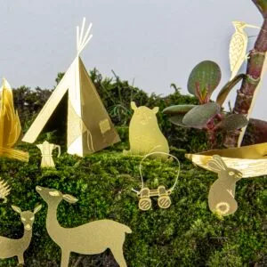 Décor « Mini Camping » pour plante en laiton doré