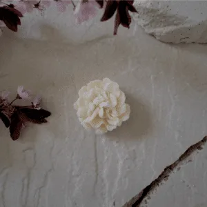 Bougie Baby Bloom, mini rose en cire de soja