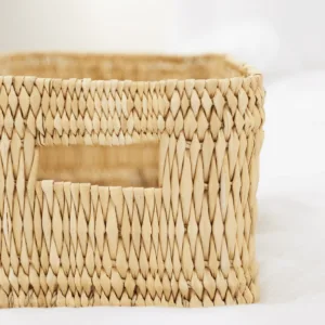 Caisse de rangement en paille