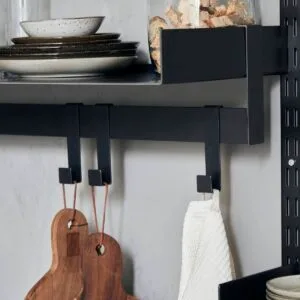 Support pour étagère avec crochets en acier noir House Doctor