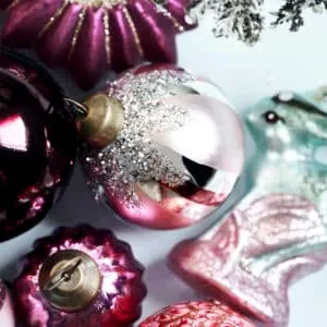 Boule de Noël rayée « Star » à paillettes House Doctor