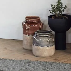 Pot de fleur sur pied en métal noir mat