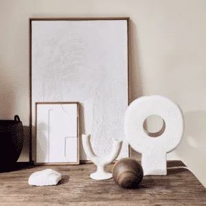 Décoration murale en papier mâché avec motif à relief et cadre en chêne – 4 modèles