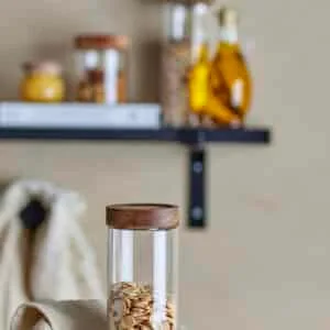 Pot en verre avec couvercle en bois « Kauna » Bloomingville – 2 tailles