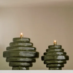 Lampe à huile « Twin » en verre strié de couleur vert bouteille – Peri Living