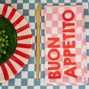 Set de 2 serviettes de table en coton, motif damier rose, message “Buon Appetito”