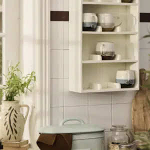 Etagère murale compartimentée en bois blanc – Ib Laursen