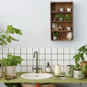 Étagère murale en bois – 4 tablettes, 12 compartiments – Ib Laursen