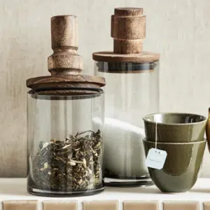 Bocal en verre avec couvercle en bois sculpté « Salvie » 2 tailles – Twicy Store
