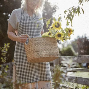 Tablier en coton à l&rsquo;imprimé vichy gris et blanc « Gulli » – Twicy Store