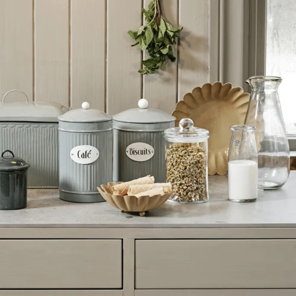 Boîte à biscuits avec couvercle en métal beige "Hugo" - Twicy Store