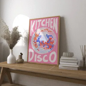 Affiche « Kitchen Disco » A3 ou A4 – Déco murale funky pour cuisine stylée | Twicy Store