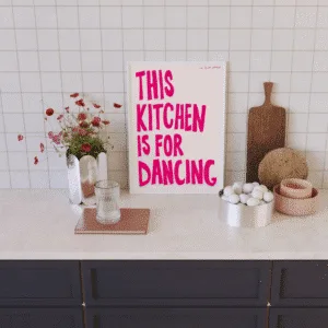 Affiche This Kitchen Is For Dancing A3 ou A4 – Déco murale fun et rose | Twicy Store