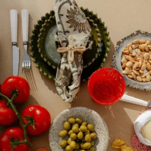 Assiette à dessert « Eden » en grès vert à bord perlé | Twicy Store