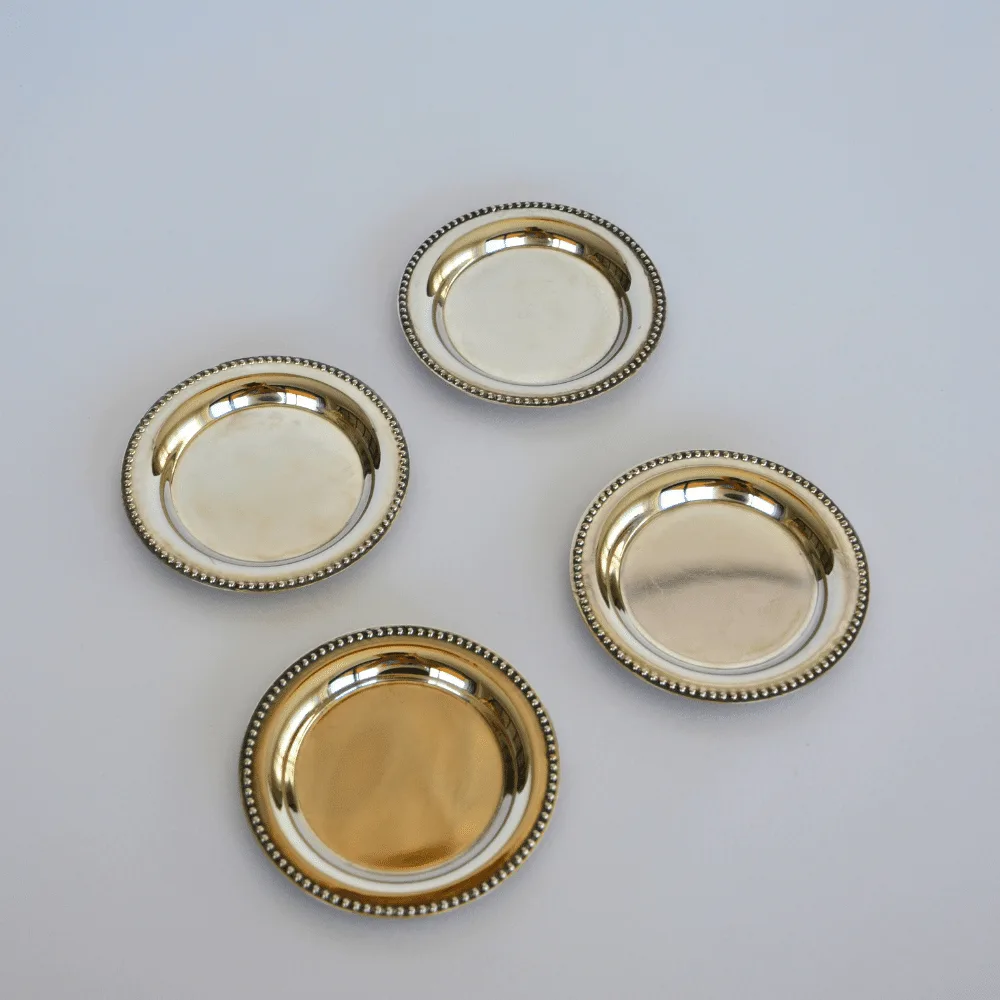 8 Coupelles à dessert sur pied en inox vintages