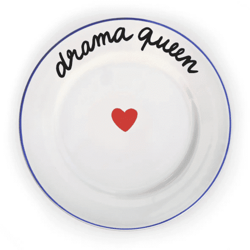 Assiette plate “Drama Queen” avec filet bleu et cœur rouge | Twicy Store