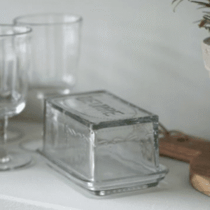 Beurrier en verre strié à motif | Twicy Store