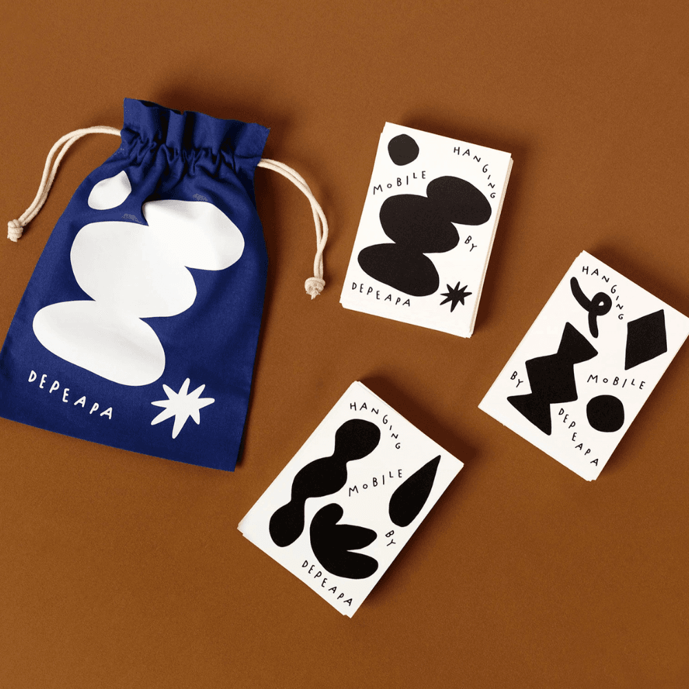 Mobile "Lune" – Mobile suspendu en bois peint à la main | Twicy Store