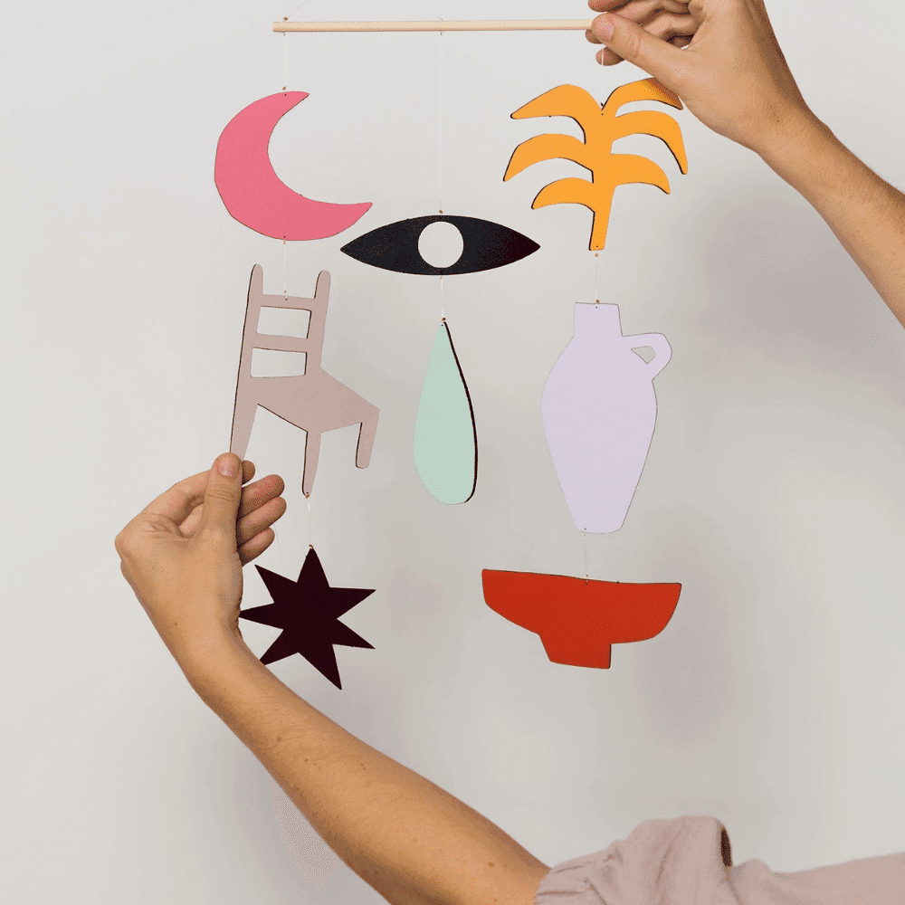 Mobile "Lune" – Mobile suspendu en bois peint à la main | Twicy Store
