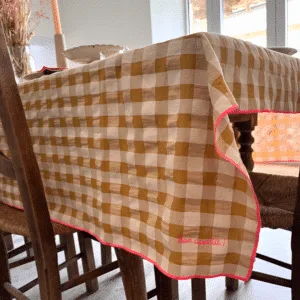 Nappe à carreaux vichy moutarde brodée « Bon appétit » | Twicy Store