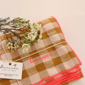 Nappe à carreaux vichy moutarde brodée « Bon appétit » | Twicy Store