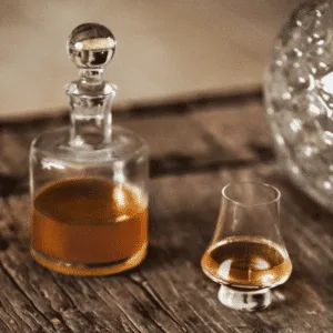 Carafe Noah en verre avec bouchon – Carafe élégante pour l’art de la table | Twicy Store
