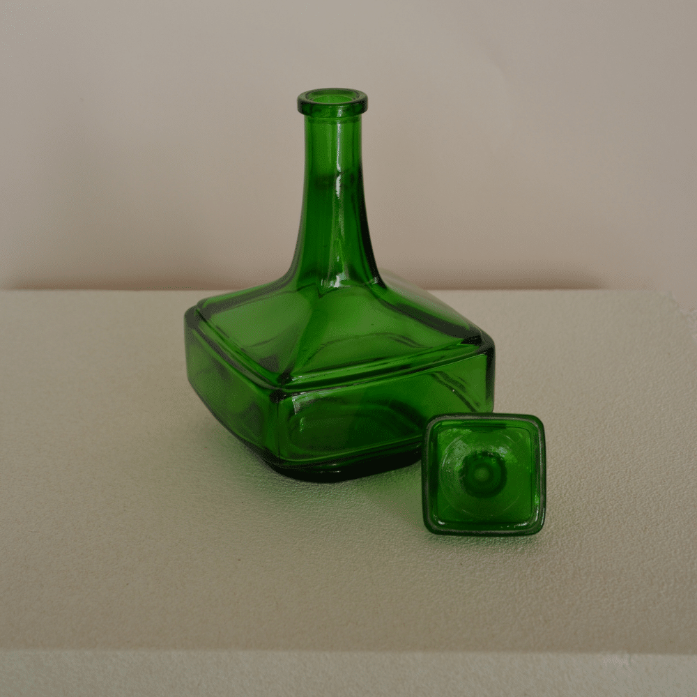 Carafe vintage belge en verre vert | Twicy Store