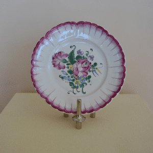 Assiette ancienne fleurie à bord festonné | Twicy Store